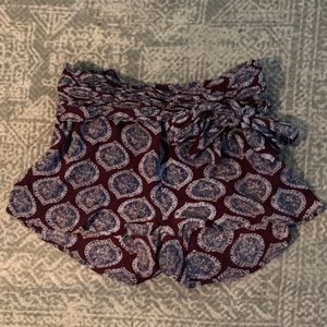 Free people size 4 patterned flowy dress shorts